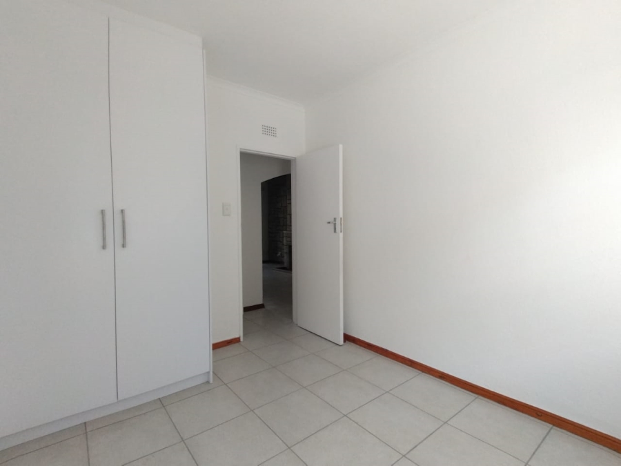 To Let 3 Bedroom Property for Rent in Table View Western Cape